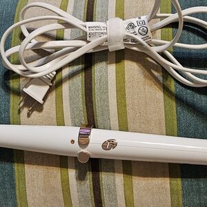 T3 White Styling Iron with Rose Gold Trim